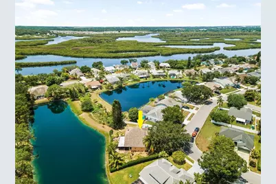 1009 45th Street E, Bradenton, FL 34208 - Photo 2