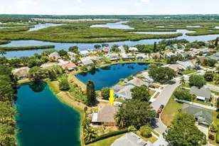 1009 45th St E, Bradenton, FL 34208 - Photo 2