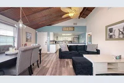 2514 Avenue B, Bradenton Beach, FL 34217 - Photo 30