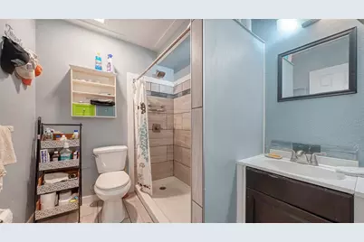 2514 Avenue B, Bradenton Beach, FL 34217 - Photo 22