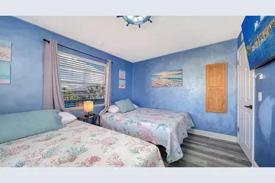 2514 Avenue B, Bradenton Beach, FL 34217 - Photo 44