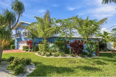 528 Key Royale Drive, Holmes Beach, FL 34217 - Photo 70