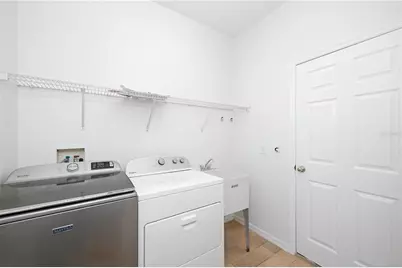 8013 Stirling Falls Circle, Sarasota, FL 34243 - Photo 22