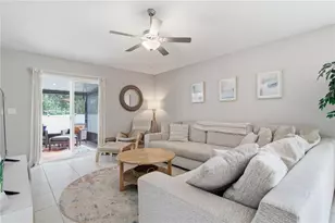 10331 Blue Plume Ct, Riverview, FL 33578 - Photo 14