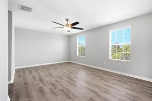 909 Meadow Glade Dr, Ruskin, FL 33570 - Photo 18
