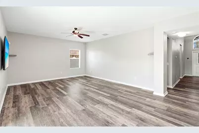 909 Meadow Glade Drive, Ruskin, FL 33570 - Photo 12