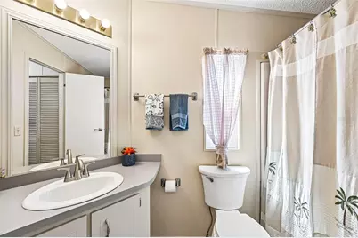 8510 Countess Avenue Circle, Palmetto, FL 34221 - Photo 26