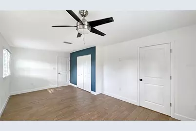 5044 Brookmeade Drive, Sarasota, FL 34232 - Photo 14