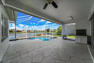 3715 72nd Ave Cir E, Sarasota, FL 34243 - Photo 30