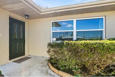 404 Briarwood Road, Venice, FL 34293 - Photo 2
