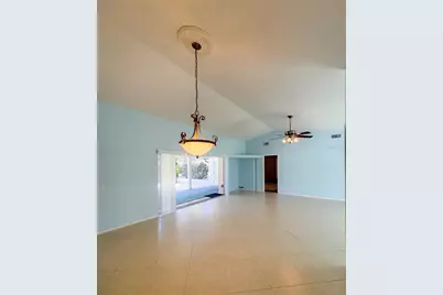 3601 Garden Lakes Clenet, Bradenton, FL 34203 - Photo 4