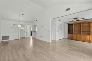 1627 Brookhouse Dr, Sarasota, FL 34231 - Photo 14