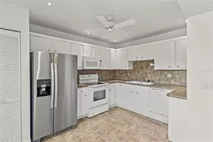 1627 Brookhouse Dr, Sarasota, FL 34231 - Photo 6