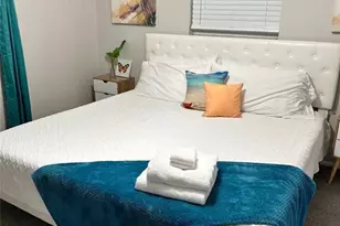 8628 Magnolia Dr, Seminole, FL 33777 - Photo 26