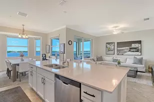 1010 Tidewater Shores Loop, Bradenton, FL 34208 - Photo 4