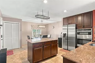 690 99th Ave N, Saint Petersburg, FL 33702 - Photo 6