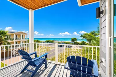 104 5th Street S, Bradenton Beach, FL 34217 - Photo 50