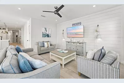 104 5th Street S, Bradenton Beach, FL 34217 - Photo 24