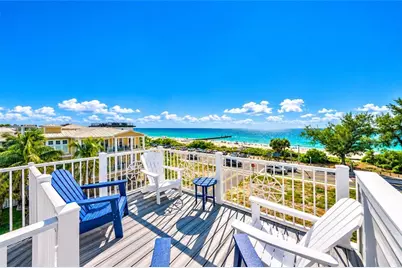 104 5th Street S, Bradenton Beach, FL 34217 - Photo 6