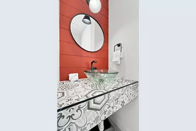104 5th Street S, Bradenton Beach, FL 34217 - Photo 48
