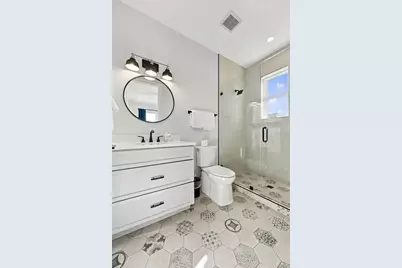 104 5th Street S, Bradenton Beach, FL 34217 - Photo 42