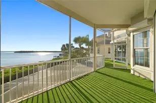 2041 Harbour Watch Cir, Tarpon Springs, FL 34689 - Photo 30