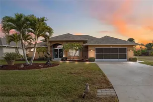 55 Clubhouse Rd, Rotonda West, FL 33947 - Photo 1