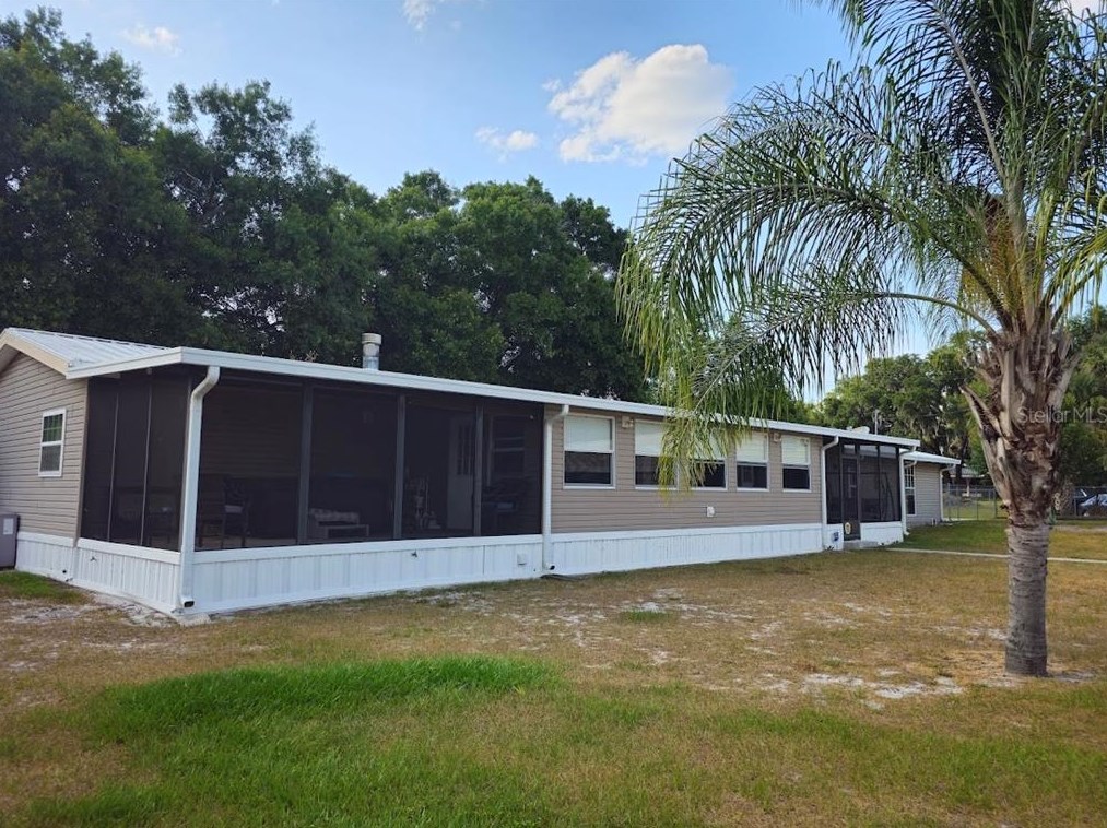 120 Pangola Dr, Winter Haven, FL 33880-1656