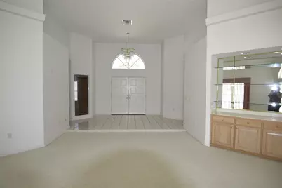 2418 Berkshire Drive, Winter Haven, FL 33884 - Photo 4