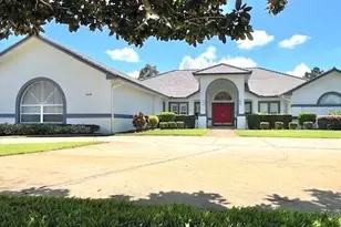 2418 Berkshire Dr, Winter Haven, FL 33884 - Photo 1