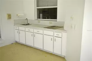 2418 Berkshire Dr, Winter Haven, FL 33884 - Photo 36