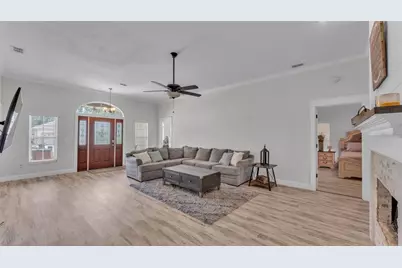 115 Lake Mariam Way, Winter Haven, FL 33884 - Photo 8