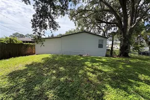 120 Clearwater Ct, Polk City, FL 33868 - Photo 2