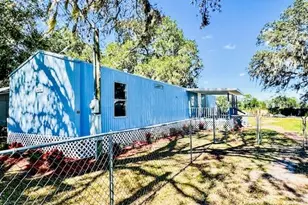 688 4th St, Polk City, FL 33868 - Photo 16