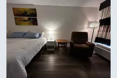 7150 N Tamiami Trail #S515, Sarasota, FL 34243 - Photo 6