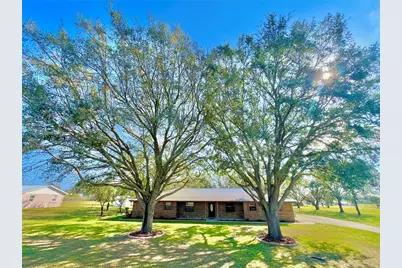 301 S Wells Avenue, Avon Park, FL 33825 - Photo 2