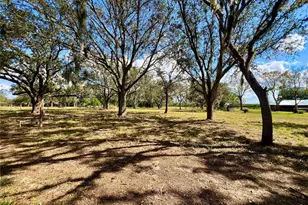 301 S Wells Ave, Avon Park, FL 33825 - Photo 6