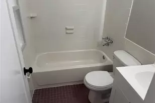 255 W Valencia Dr, Bartow, FL 33830 - Photo 12