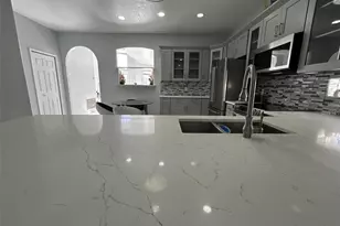 10439 Andover Point Cir, Orlando, FL 32825 - Photo 8