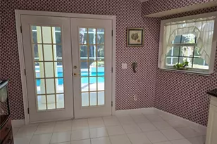 2409 Berkshire Dr, Winter Haven, FL 33884 - Photo 8