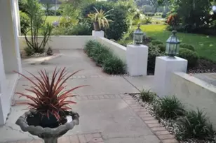 2409 Berkshire Dr, Winter Haven, FL 33884 - Photo 2