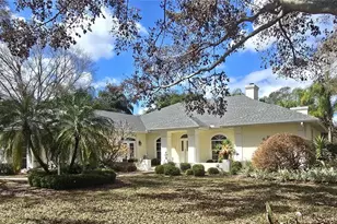 2409 Berkshire Dr, Winter Haven, FL 33884 - Photo 1