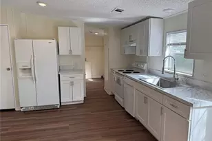 300 Hankin Rd, Alturas, FL 33820 - Photo 2