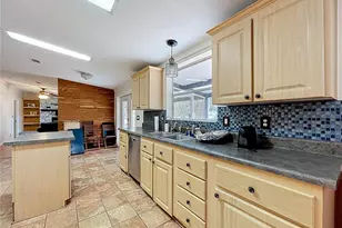 15210 Rough Diamond Ranch Rd, Lithia, FL 33547 - Photo 44