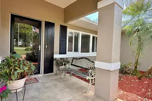 233 Greensview Dr, Avon Park, FL 33825 - Photo 2