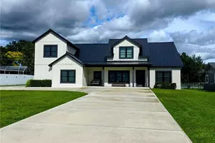 1070 Lake Ariana Blvd, Auburndale, FL 33823 - Photo 1