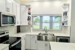 1070 Lake Ariana Blvd, Auburndale, FL 33823 - Photo 32