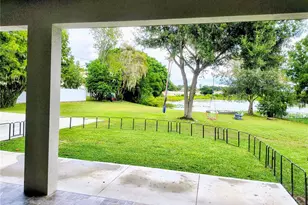 1070 Lake Ariana Blvd, Auburndale, FL 33823 - Photo 8