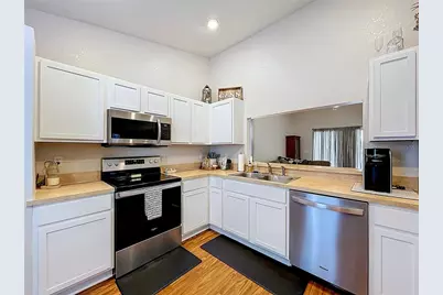 3660 Sandhill Crane Drive, Lakeland, FL 33811 - Photo 8