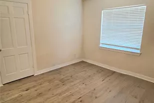 100 Alachua Dr, Winter Haven, FL 33884 - Photo 18